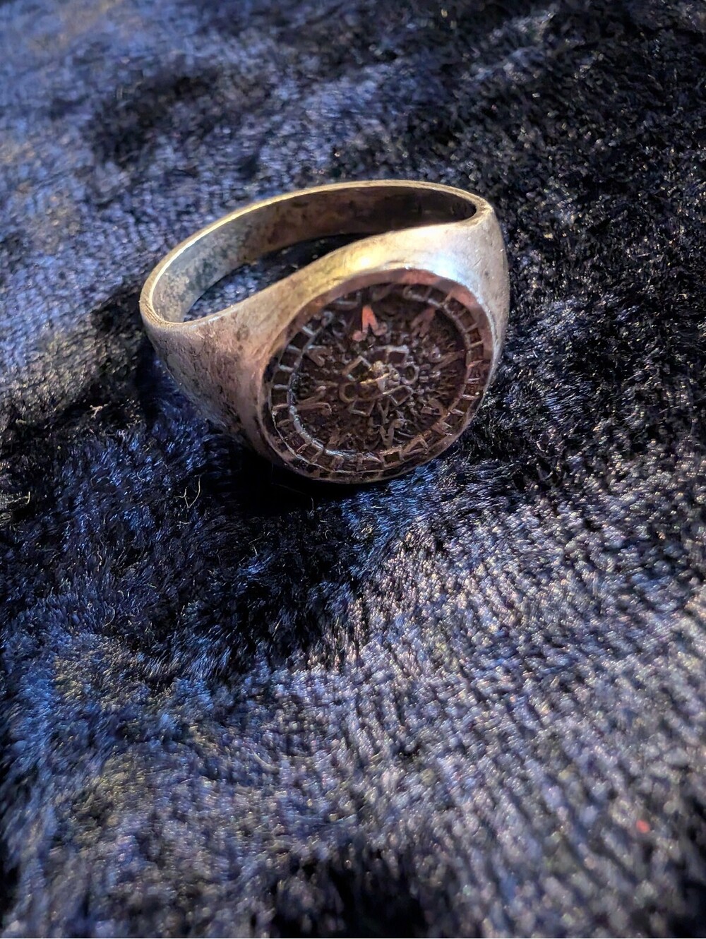 Vintage Sterling Silver Men's Ring with Intricate Mayan Design